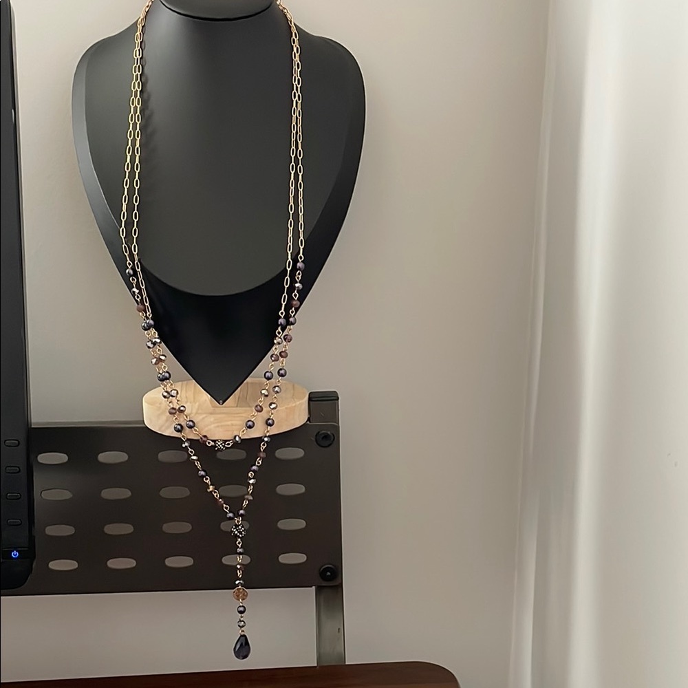 Elegant Gold and Blue Beaded Necklace